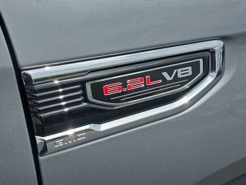 New 2025 GMC Sierra 1500 SLT w/ SLT Convenience Package image 36