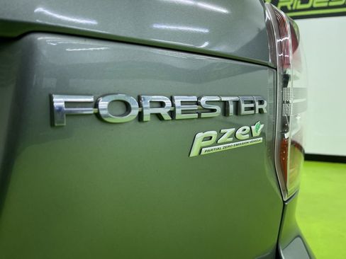 Used 2014 Subaru Forester 2.5i Premium w/ All-Weather Package image 13