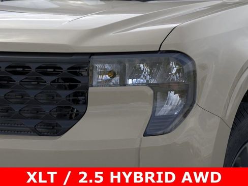 New 2025 Ford Maverick XLT w/ Equipment Group 301A image 19
