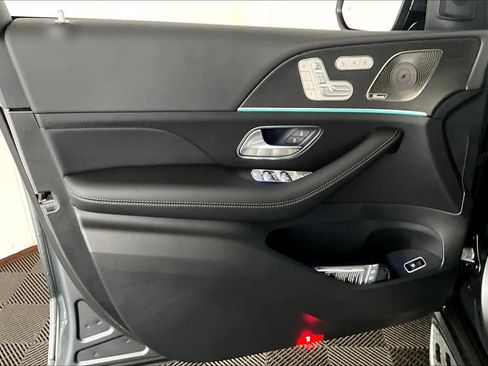 New 2026 Mercedes-Benz GLS 450 GLS 450 image 12