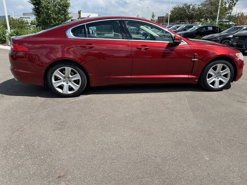 Used 2010 Jaguar XF Luxury RWD image 10
