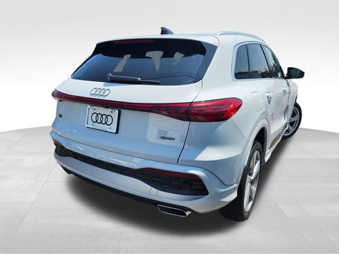 New 2025 Audi Q5 Premium Plus image 6