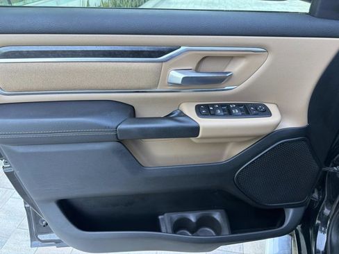 Used 2019 RAM 1500 Big Horn RWD image 11