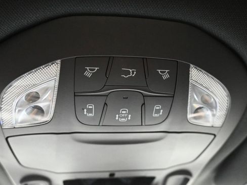 Used 2023 Chrysler Pacifica Limited w/ S Appearance Package AWD/4WD image 33