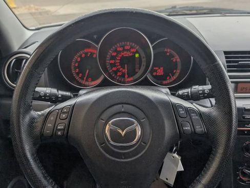 Used 2006 MAZDA MAZDA3 s image 14