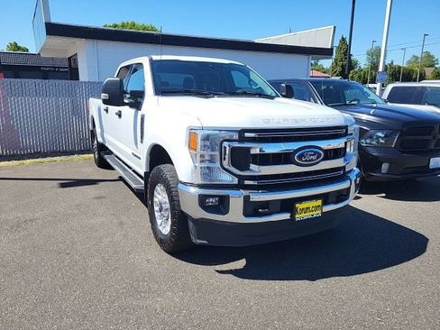 Used 2022 Ford F350 XLT w/ XLT Value Package AWD/4WD image 2