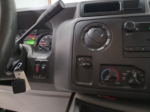 Used 2018 Ford E-350 and Econoline 350 Super Duty w/ Power Windows & Locks Group RWD image 21