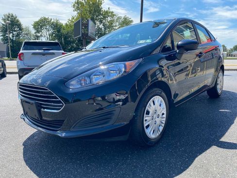 Used 2019 Ford Fiesta S FWD image 5