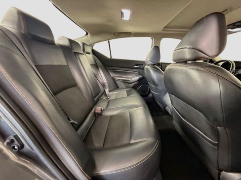 Used 2019 Nissan Altima 2.5 SR w/ SR Premium Package AWD/4WD image 27