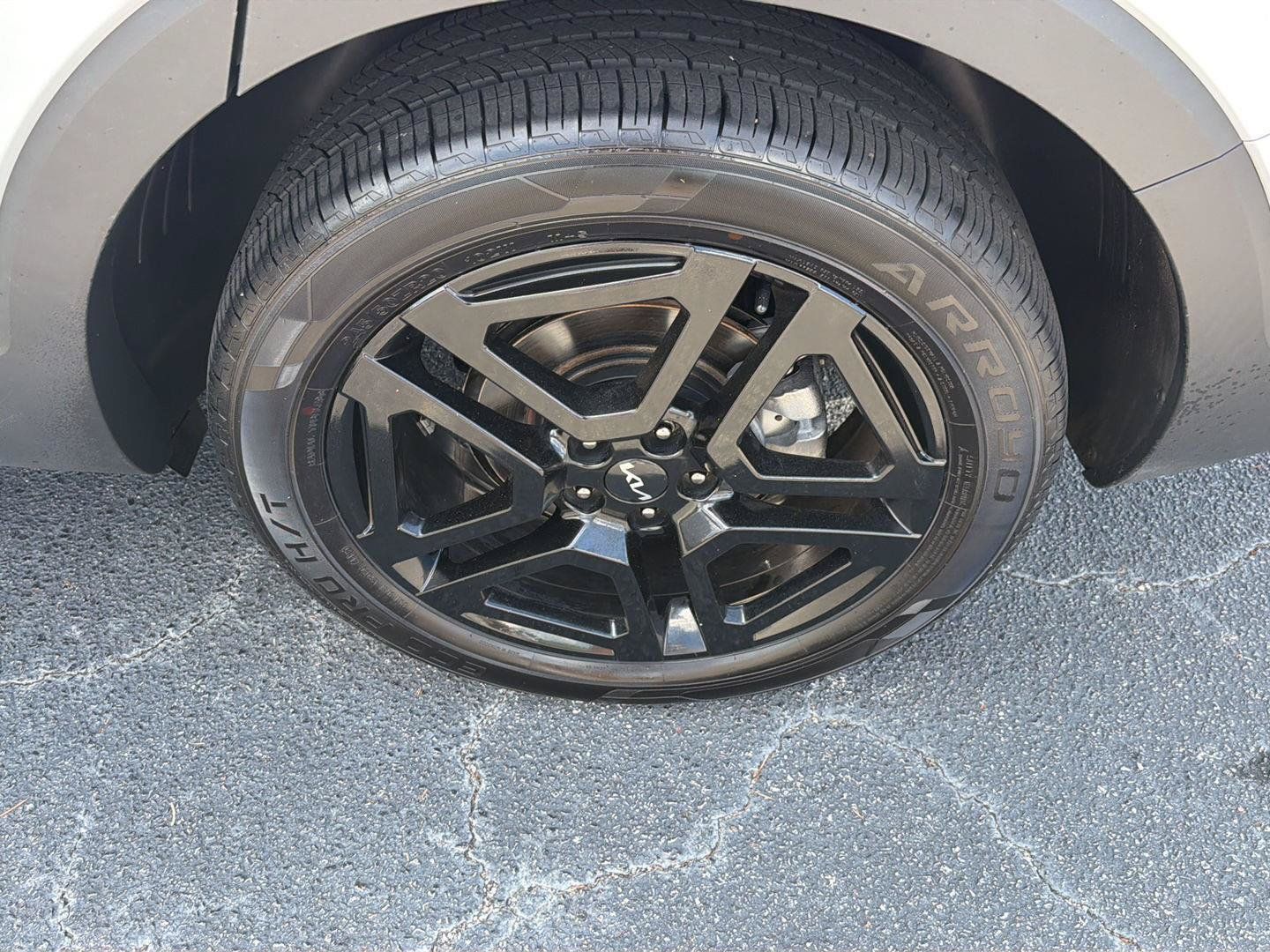 Used 2023 Kia Telluride EX X-Line AWD/4WD image 42