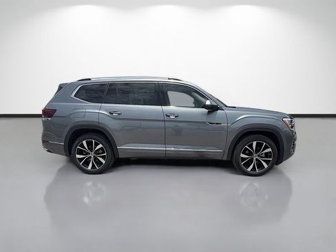 Used 2024 Volkswagen Atlas SEL Premium R-Line AWD/4WD image 2