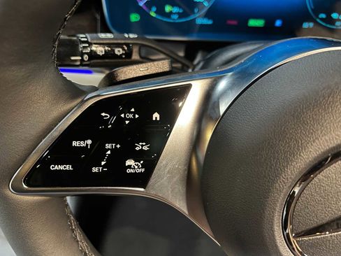 New 2026 Mercedes-Benz GLC 350e GLC 350e image 28