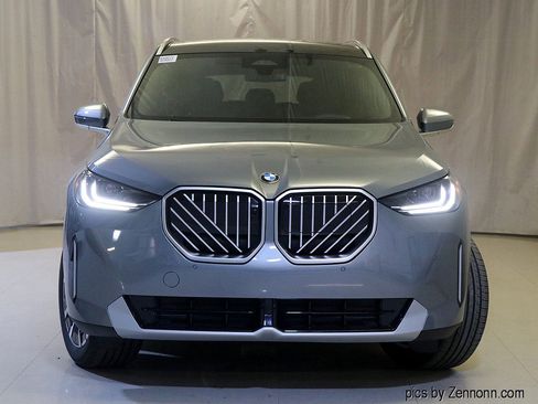 Used 2025 BMW X3 xDrive30i image 5