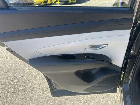 Used 2025 Hyundai Tucson Limited image 29