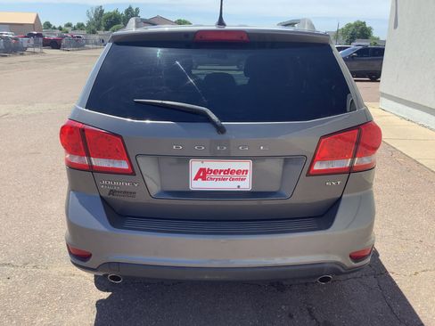 Used 2013 Dodge Journey SXT w/ Flexible Seating Group AWD/4WD image 4