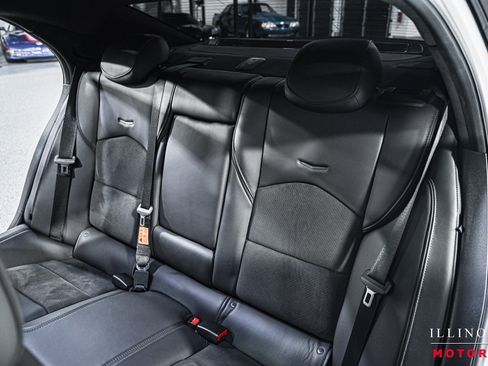Used 2018 Cadillac CTS V w/ Carbon Fiber Package RWD image 32
