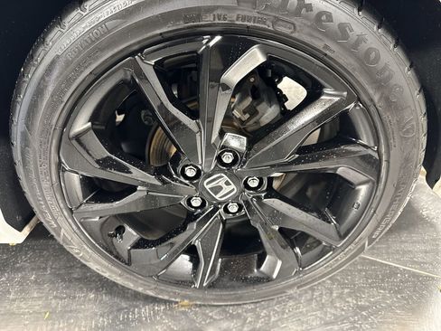 Used 2019 Honda Civic Sport image 12