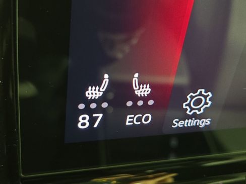 Used 2024 Volkswagen ID.4 2WD image 26