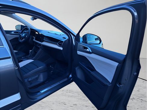New 2025 Volkswagen Taos SEL AWD/4WD image 15