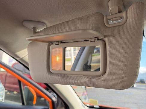 Used 2020 Subaru Crosstrek 2.0i Premium image 34