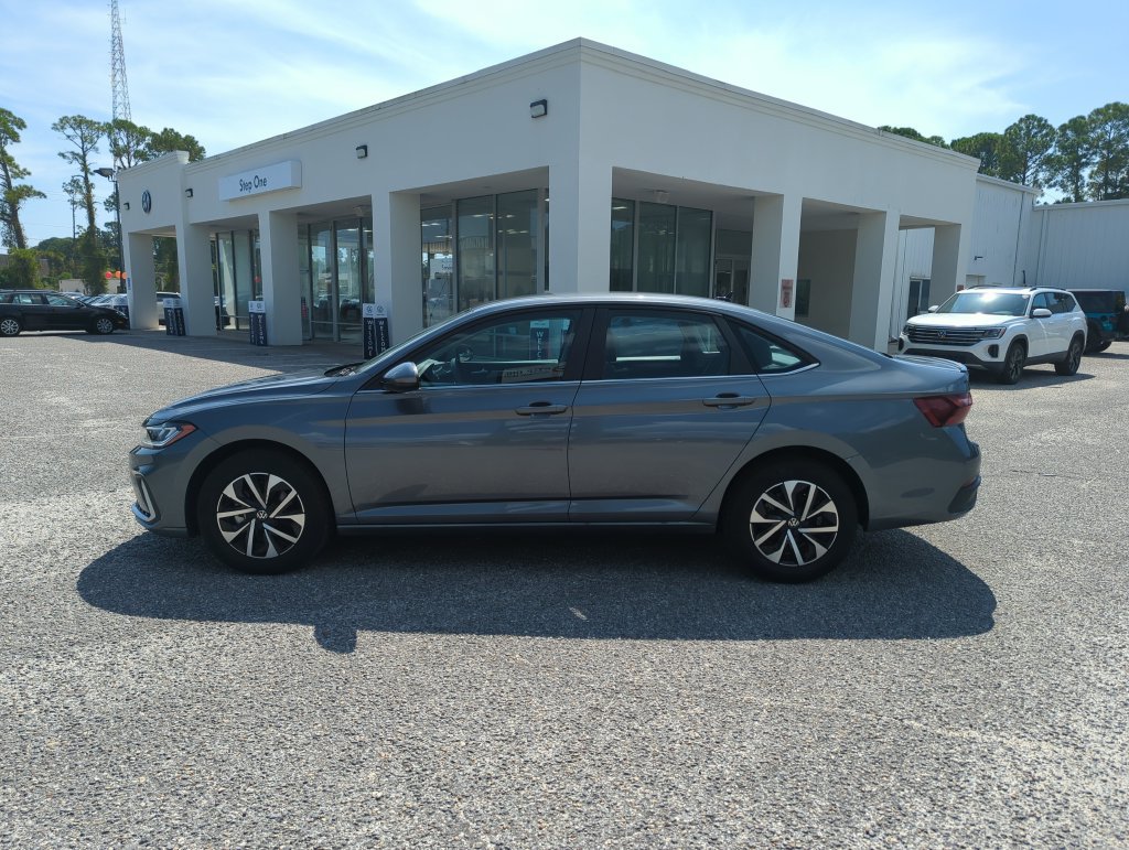 Certified 2026 Volkswagen Jetta S FWD image 4