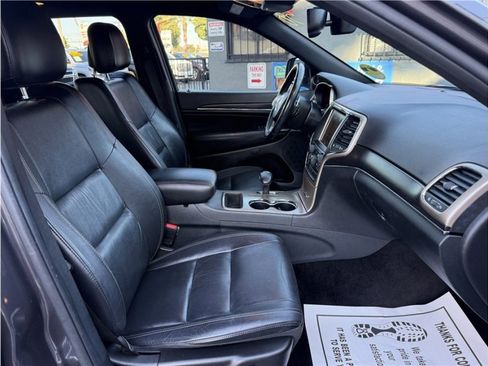 Used 2015 Jeep Grand Cherokee Limited image 30