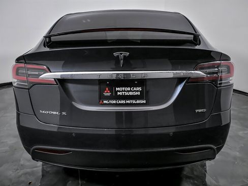Used 2016 Tesla Model X 75D image 9