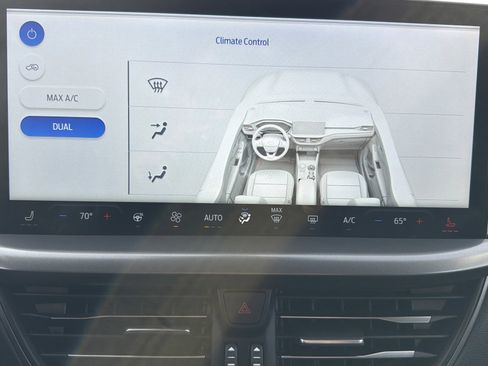 Used 2023 Ford Escape Active w/ Tech Pack #1 image 24