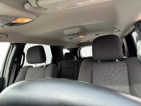 Used 2022 Dodge Durango SXT image 13