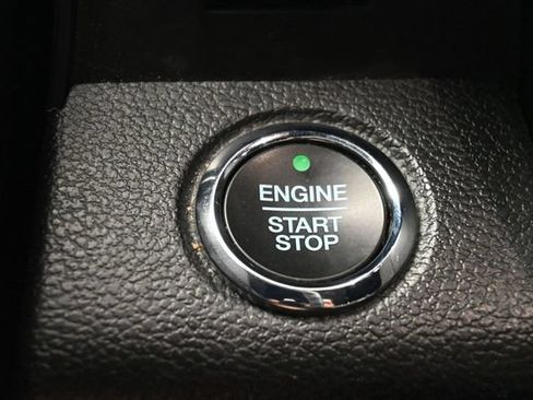 Used 2020 Ford Expedition XLT w/ Equipment Group 202A RWD image 26