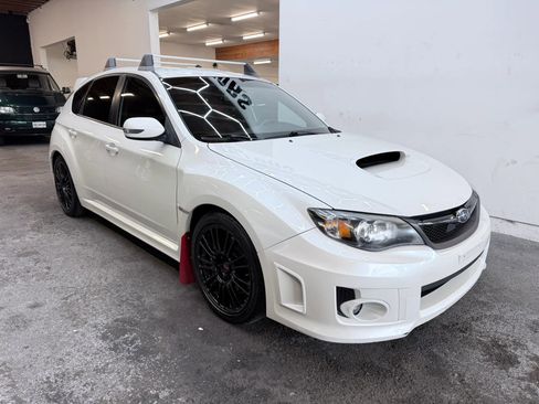 Used 2011 Subaru Impreza WRX STI image 2