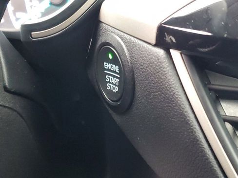 Certified 2022 Ford Escape SEL image 18