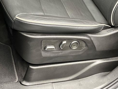 Certified 2023 Cadillac Escalade Sport AWD/4WD image 11