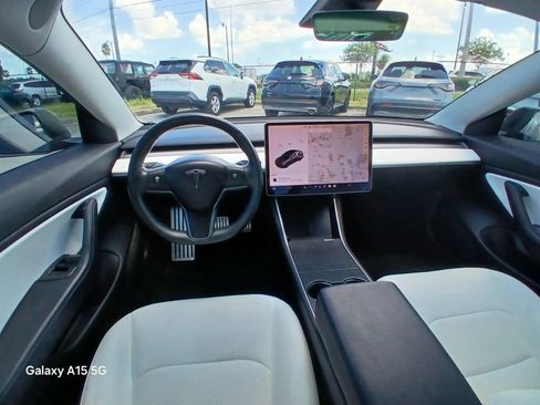 Used 2018 Tesla Model 3 Long Range AWD/4WD image 22