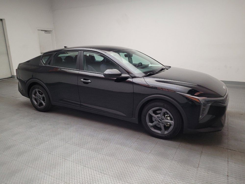 Used 2025 Kia K4 FWD image 11