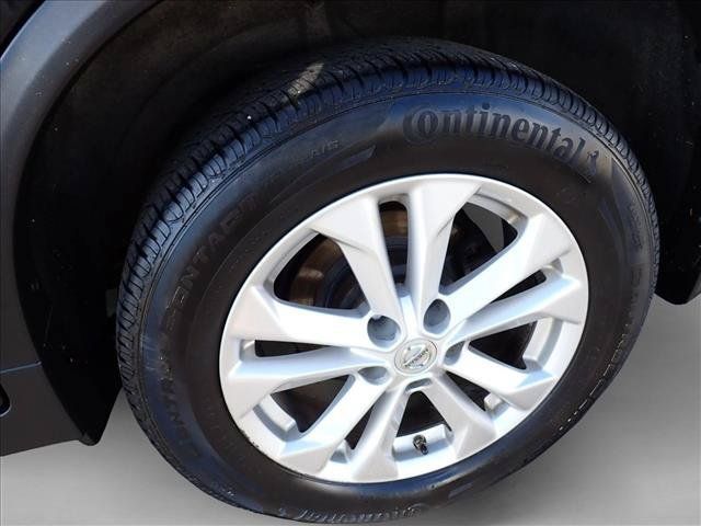 Used 2015 Nissan Rogue SV AWD/4WD image 7