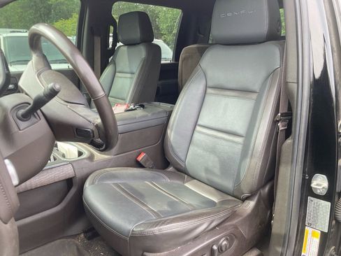 Used 2021 GMC Sierra 2500 Denali w/ Denali Ultimate Package image 6