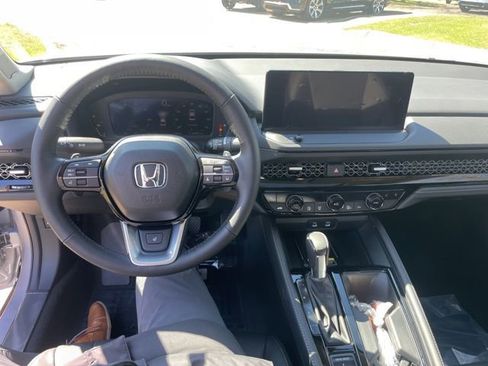 New 2025 Honda Accord Touring image 33