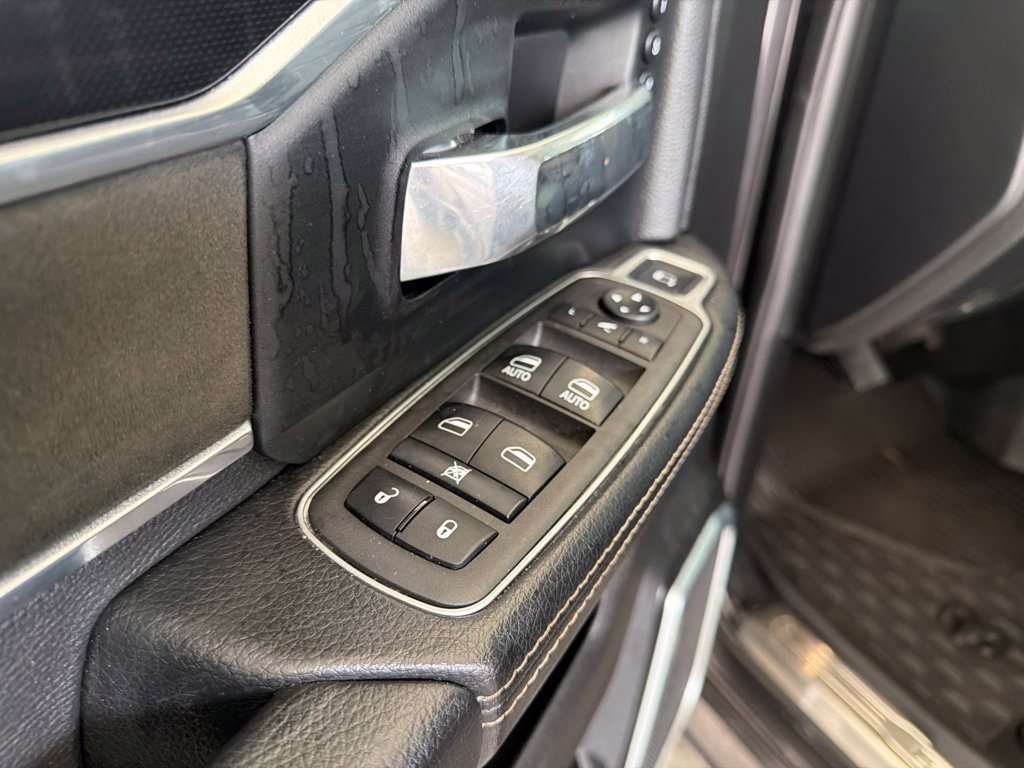 Used 2021 RAM 3500 Laramie w/ Max Tow Package AWD/4WD image 43