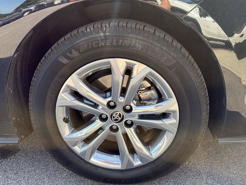Used 2021 Toyota Sienna Platinum AWD/4WD image 15
