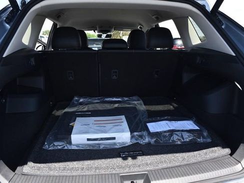 New 2026 Volkswagen Tiguan SE FWD image 24
