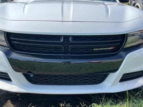 Used 2018 Dodge Charger SXT w/ Blacktop Package RWD image 7