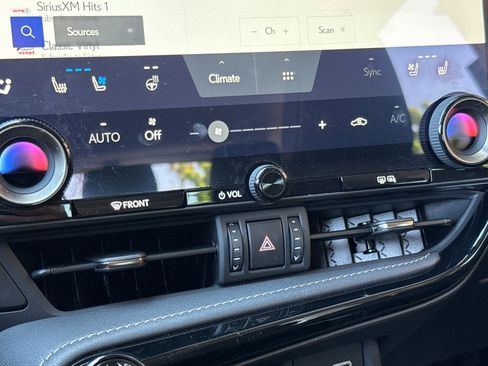 Used 2025 Lexus NX 350h AWD w/ Cold Area Package image 20