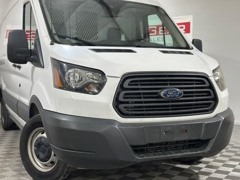 Used 2018 Ford Transit 250 148 Medium Roof image 3