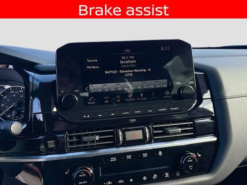 Used 2025 Nissan Pathfinder SL w/ Cargo Package image 25