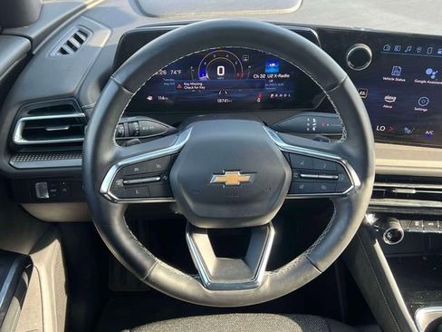 Used 2024 Chevrolet Traverse LS FWD image 14