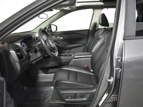 Used 2023 Nissan Rogue SV w/ SV Premium Package AWD/4WD image 10