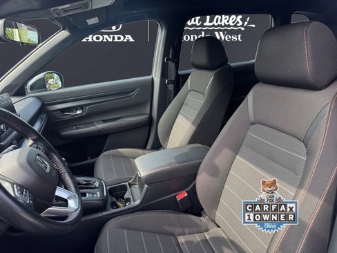 Used 2025 Honda CR-V Sport image 9