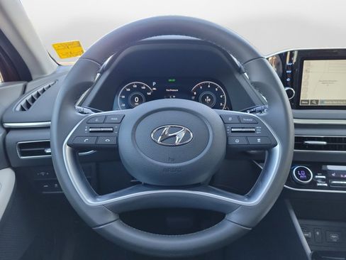 Used 2023 Hyundai Sonata SEL w/ Convenience Package image 12