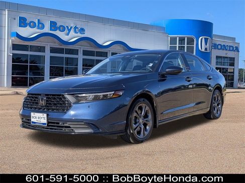 Certified 2024 Honda Accord EX-L image 1